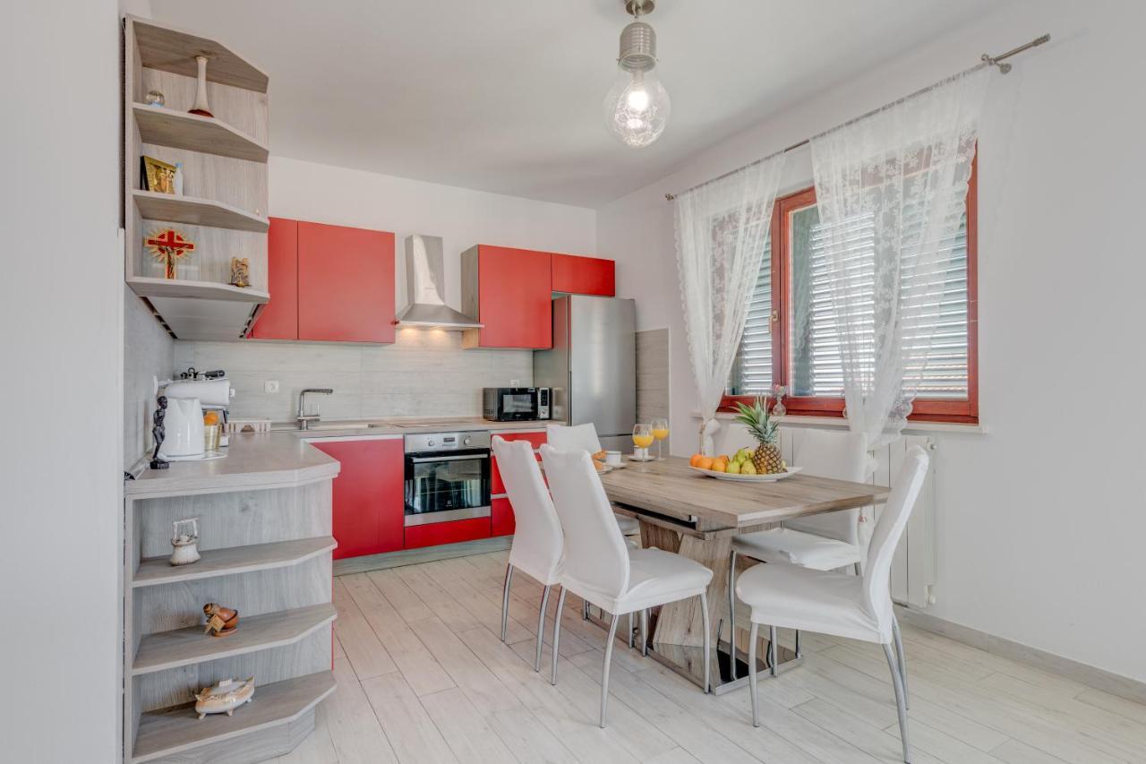 Apartman Aurelia Podstrana Esterno foto