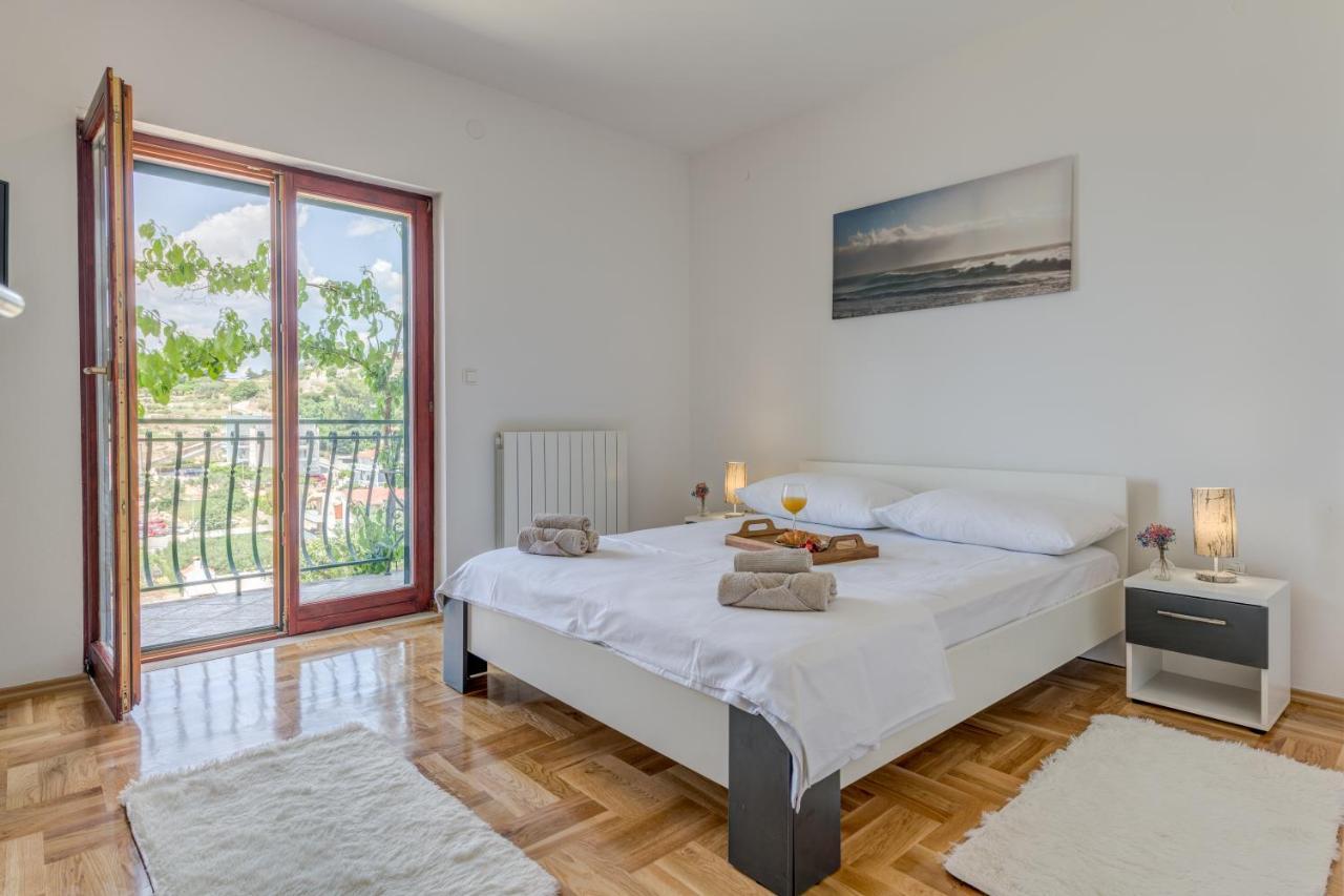 Apartman Aurelia Podstrana Esterno foto